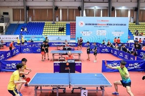 Những pha bóng bền đẹp mắt tại Giải bóng bàn tranh Cúp Báo Hànôịmới 2025
