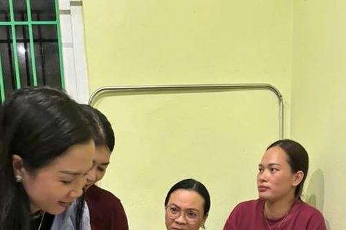 Nghệ An: Tìm thân nhân cháu bé sơ sinh bị bỏ rơi trước cổng nhà dân