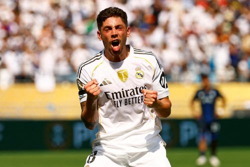 Real Madrid 'hái vàng' từ Bernabeu