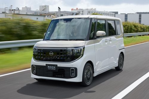 Nissan bắt đầu có lãi nhưng vẫn giữ nguyên dự báo lợi nhuận cả năm