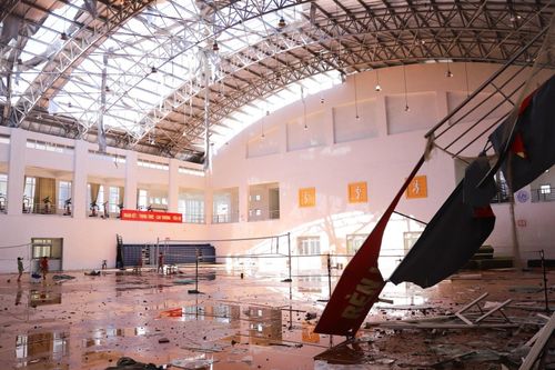 Không nhận ra trường học sau bão Kalmaegi