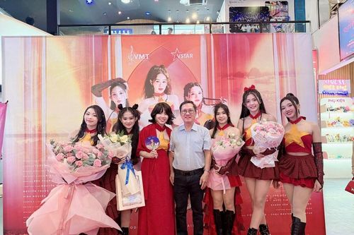 Ra mắt MV đầu tay 'Một Việt Nam mới tinh' của nhóm nhạc nữ V.STAR