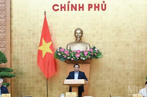 Thúc đẩy tăng trưởng thông qua đẩy mạnh hơn nữa đầu tư công