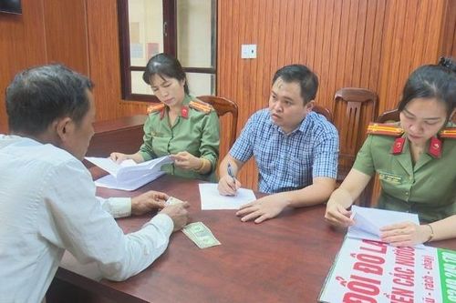 Xử lý một trường hợp mua bán, đổi ngoại tệ trái phép