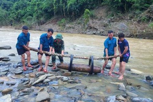 Lũ rút 'thần chết' lộ diện
