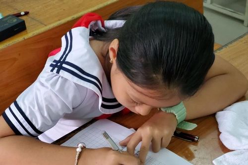 Quy định phạt đến 10 triệu đồng nếu ép con học: Làm rõ thế nào là 'cưỡng ép' và ' quá sức'?