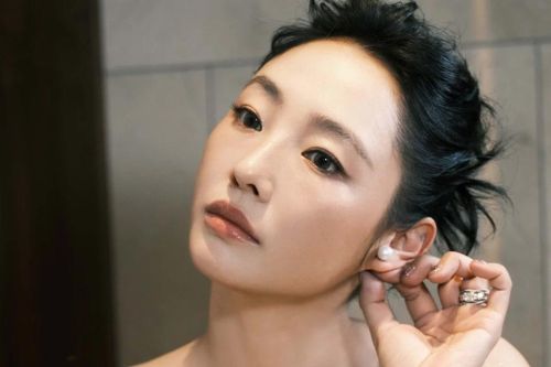 Ảnh hậu làm ầm ĩ giới giải trí