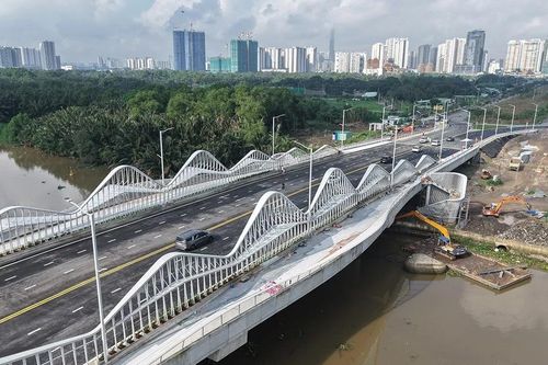 Khánh thành đường Liên Phường, 'giải cứu' kẹt xe nút giao lớn nhất TPHCM