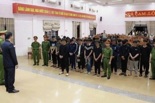 Dùng vỏ chai bia ẩu đả gây thương tích, 38 đối tượng bị khởi tố