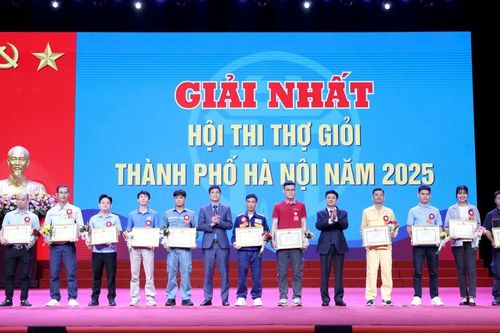 Tôn vinh hơn 80.000 sáng kiến của công nhân, viên chức, lao động