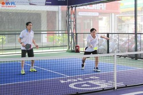 Mãn nhãn những pha bóng sáng khai mạc Giải Pickleball Báo Bảo vệ pháp luật mở rộng lần thứ I, năm 2025