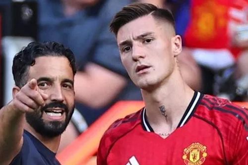 Amorim bảo vệ Sesko, trấn an người hâm mộ Man United