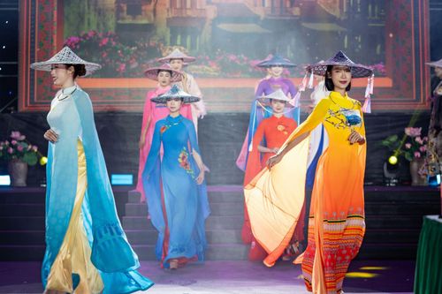 Nhà thiết kế dân tộc Tày Vũ Thảo Giang: Lan tỏa di sản Việt bằng ngôn ngữ thời trang