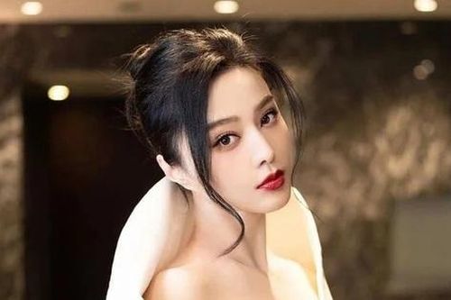Phạm Băng Băng bị nghi trả đũa tại LHP Tokyo