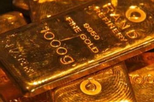 Đào hố xây hồ bơi, người đàn ông phát hiện kho báu giá trị hơn 2 tỷ đồng ngay trong sân nhà