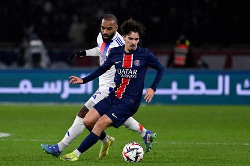 Lyon vs PSG: Nhà vô địch vượt khó