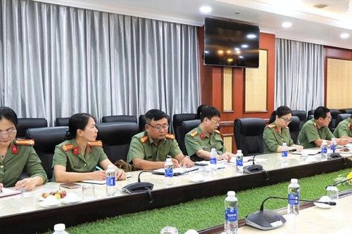 Cục Quản lý xây dựng và doanh trại làm việc với Công an tỉnh An Giang về công tác đầu tư xây dựng