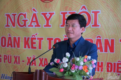 Háng Pu Xi vui ngày hội đoàn kết
