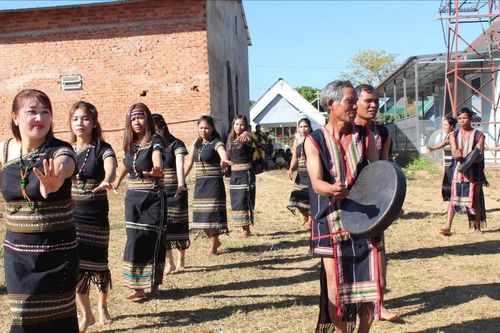 Giữ cho tiếng chiêng ngân mãi