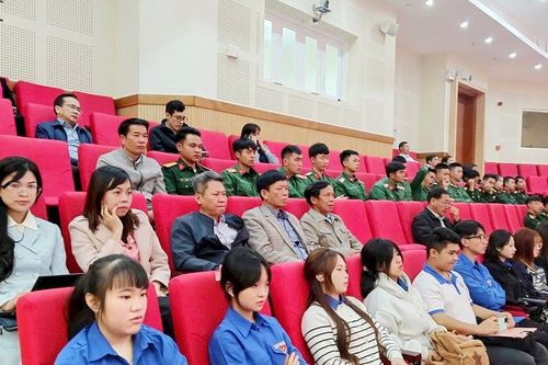 Lâm Đồng bồi dưỡng kỹ năng đối ngoại cho cán bộ cơ sở