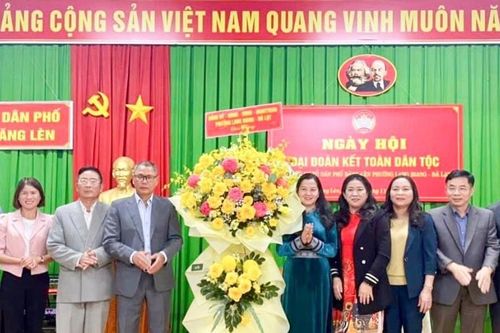 Lang Biang - Đà Lạt hân hoan Ngày hội Đại đoàn kết toàn dân tộc