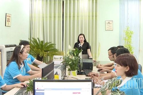 Phụ nữ trong xã hội hiện đại