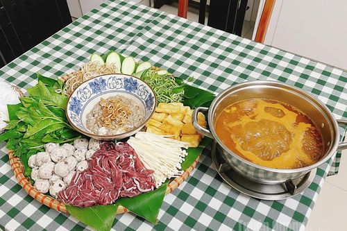 Lẩu nấm riêu cua bắp bò