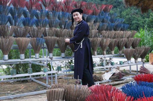 Hương Phia Thắp Cao Bằng