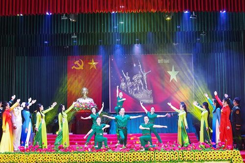 Thanh niên Quân đội phát huy vai trò xung kích, sáng tạo trong tuyên truyền pháp luật