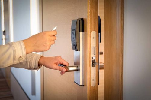Cách chọn khóa cửa vừa an toàn lại tăng vận may cho gia chủ