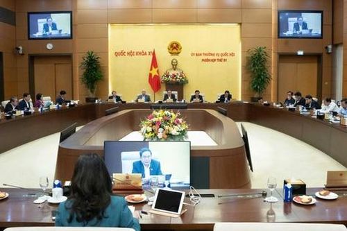 Ban hành các nghị quyết của Ủy ban Thường vụ Quốc hội về công tác nhân sự