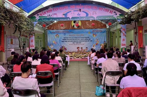Tuyên truyền giáo dục pháp luật cho 100 cán bộ, giáo viên