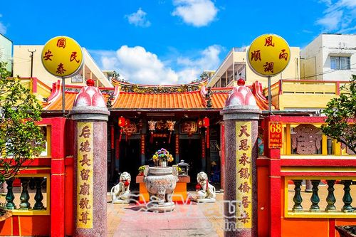 Biểu tượng văn hóa 'Tam Thánh'