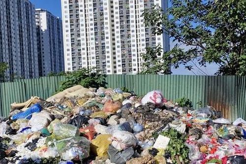 Nhiều 'điểm đen' rác thải ở ngoại thành Hà Nội