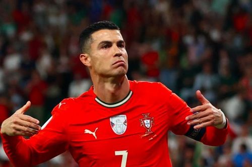 Ronaldo muốn sở hữu Man Utd?