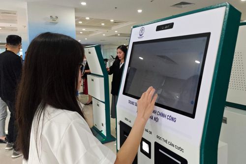 Hà Nội thí điểm kiosk thông minh xác thực, cấp bản sao số từ mai 10/11