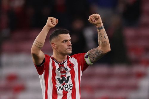 Chiến thuật tinh quái của Sunderland làm khó Arsenal