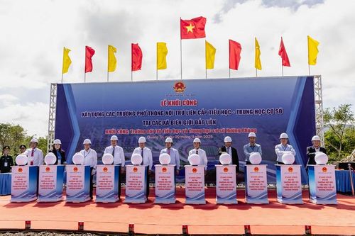 Ngôi trường của lòng dân vùng biên ải