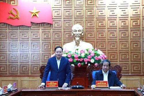 Bộ trưởng Bộ GD&ĐT Nguyễn Kim Sơn làm việc với tỉnh Lai Châu