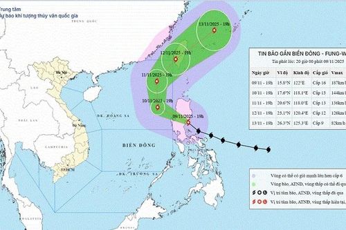 Bão Fung-Wong, giật trên cấp 17, tiến sát Biển Đông