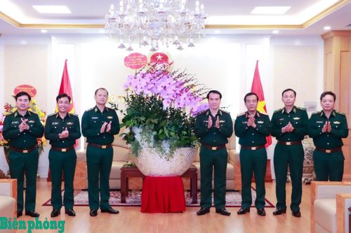 Chúc mừng Trung tướng Vũ Trung Kiên được bổ nhiệm Tư lệnh BĐBP