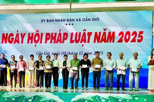 Xã Cần Giờ (Thành phố Hồ Chí Minh): Sôi nổi hưởng ứng Ngày Pháp luật