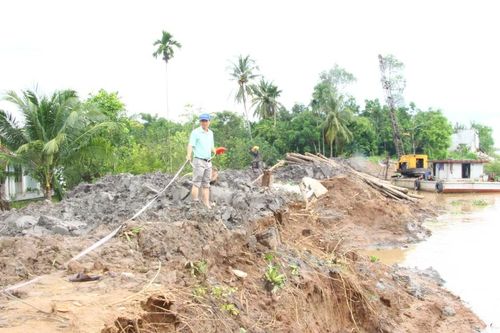 Vĩnh Long công bố tình huống khẩn cấp