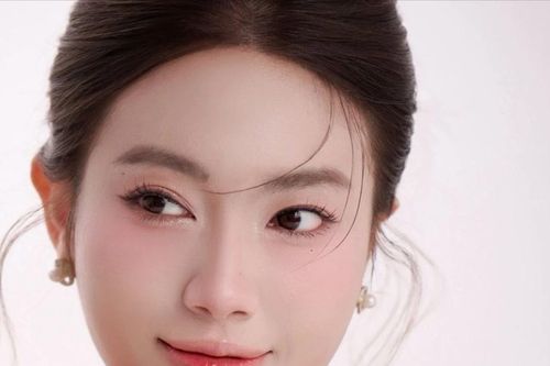 Diễn viên Kiều My cưới