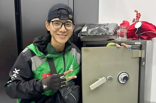 Theo nghề 'nghe' bằng ngón tay, anh thợ TPHCM tiết lộ 3 nguyên tắc đặc biệt