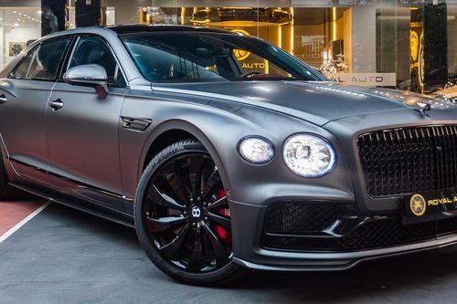 Xe siêu sang Bentley giá gần 15 tỷ sắp 'lột xác', bị chê mất chất sang
