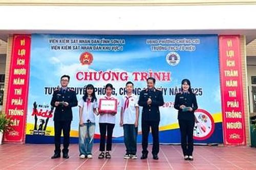 VKSND khu vực 1, tỉnh Sơn La phối hợp tổ chức tuyên truyền pháp luật về phòng, chống ma túy