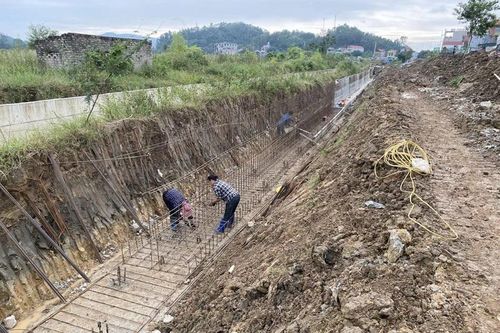 Ban Quản lý Dự án Đầu tư xây dựng khu vực Hậu Lộc đẩy nhanh tiến độ thi công các dự án