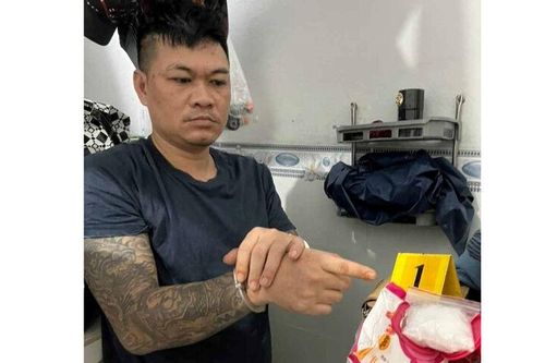 Công an phường Rạch Giá bắt quả tang 2 đối tượng tàng trữ trái phép chất ma túy