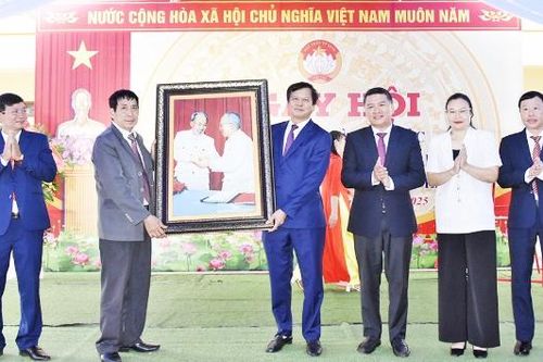 Thôn Lôi Châu tổ chức Ngày hội Đại đoàn kết và đón nhận danh hiệu 'Nông thôn mới kiểu mẫu'